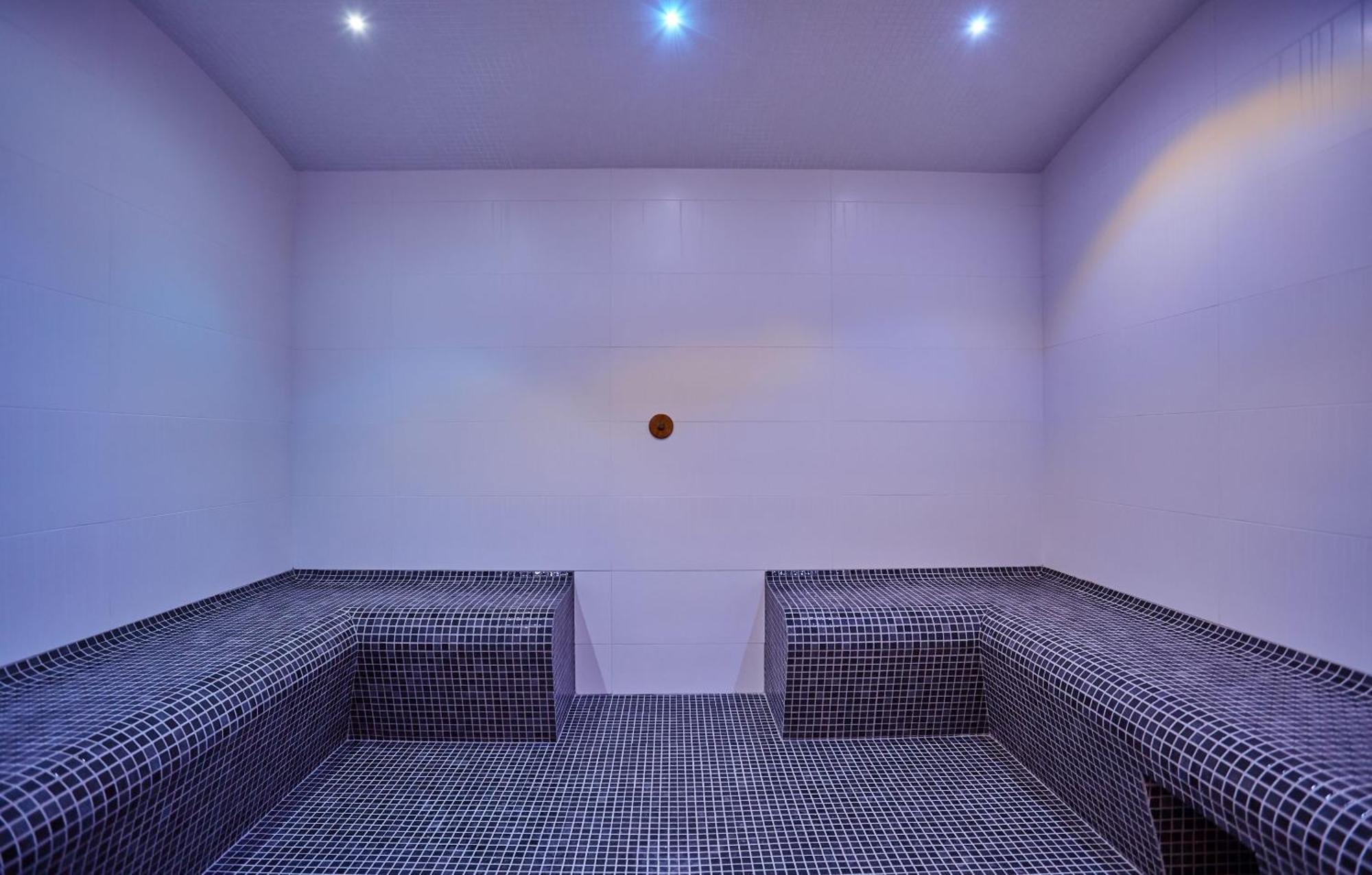 Appart'Hotel Odalys City - Nimes Arenes - Palais Des Congres Екстериор снимка